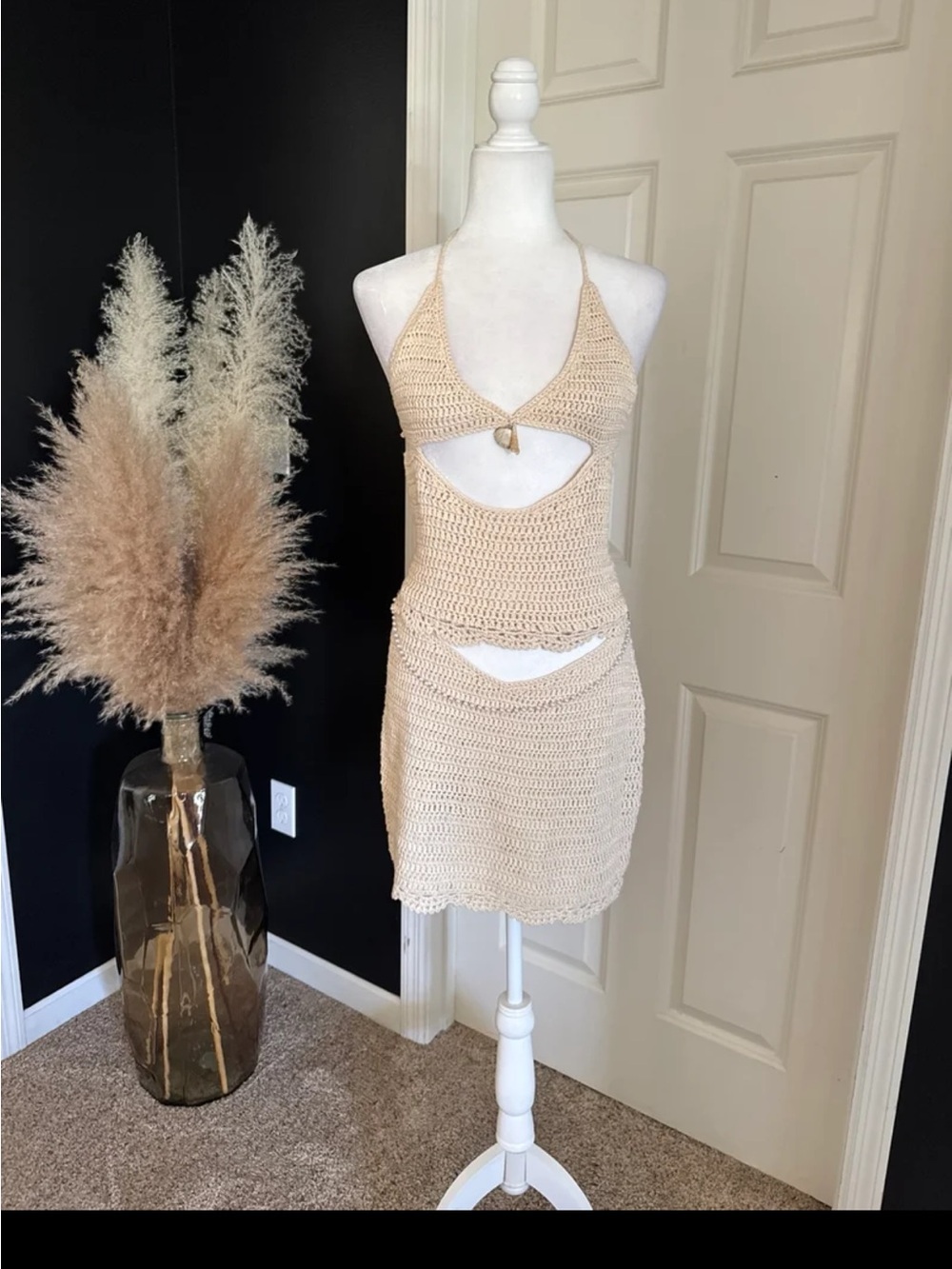OUTCAST ROKI MINI DRESS SAND 
size Large/XL - Picture 7 of 12